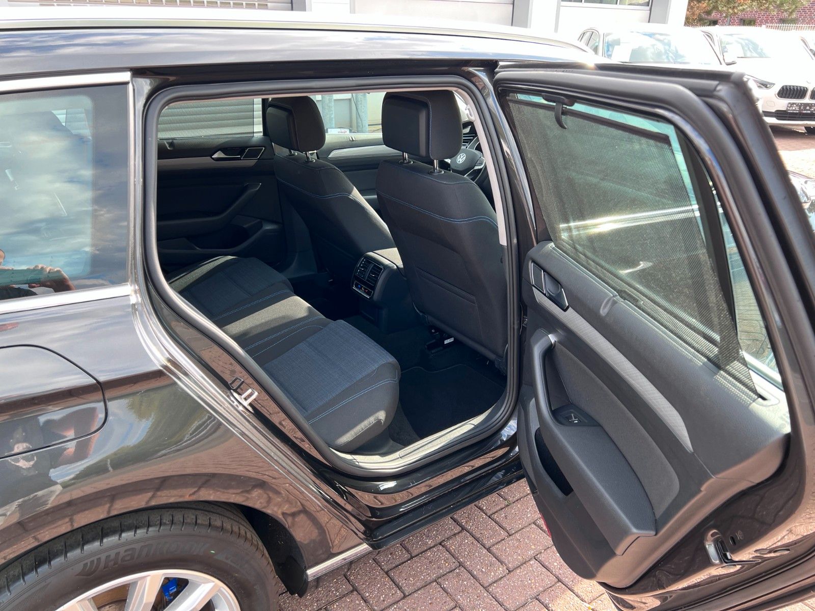 Buy Volkswagen Passat Variant GTE Plug-in | Cam | Scheckheft Lithuania | img №27 | Unis.lt