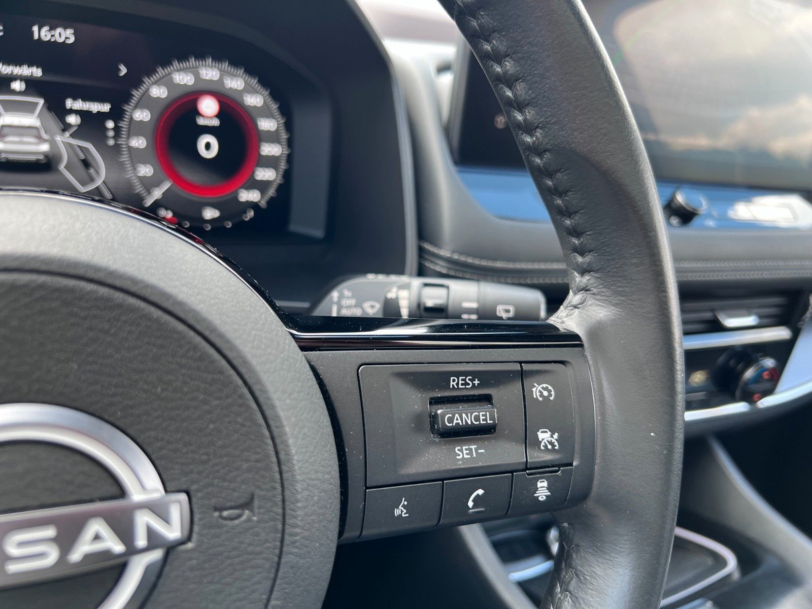 pirkite Lietuvoje Nissan X-Trail e-Power N-Connecta LED Keyless 1.Hand | nuotrauka №17 | Unis.lt