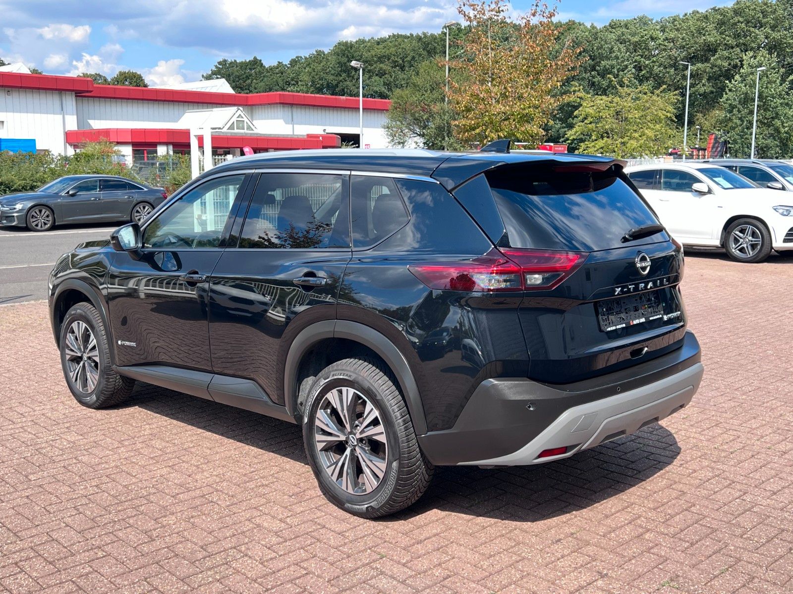 pirkite Lietuvoje Nissan X-Trail e-Power N-Connecta LED Keyless 1.Hand | nuotrauka №4 | Unis.lt