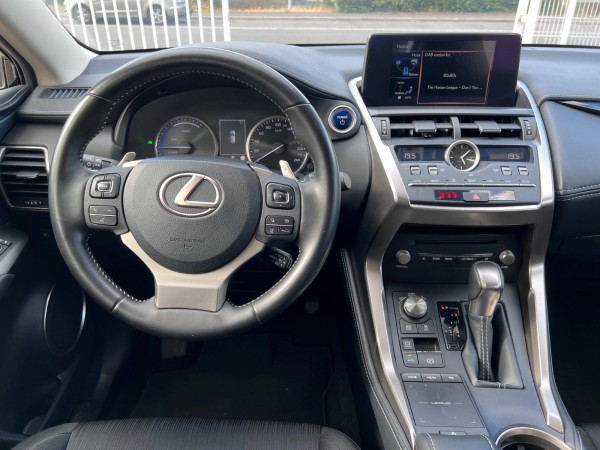 pirkite Lietuvoje Lexus NX 300h Hybrid Kamera Automatik | nuotrauka №13 | Unis.lt