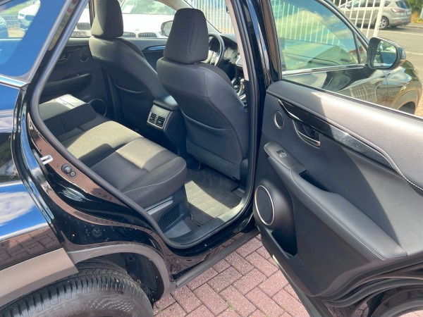 pirkite Lietuvoje Lexus NX 300h Hybrid Kamera Automatik | nuotrauka №23 | Unis.lt