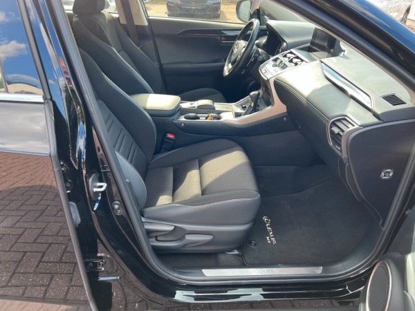 pirkite Lietuvoje Lexus NX 300h Hybrid Kamera Automatik | nuotrauka №26 | Unis.lt