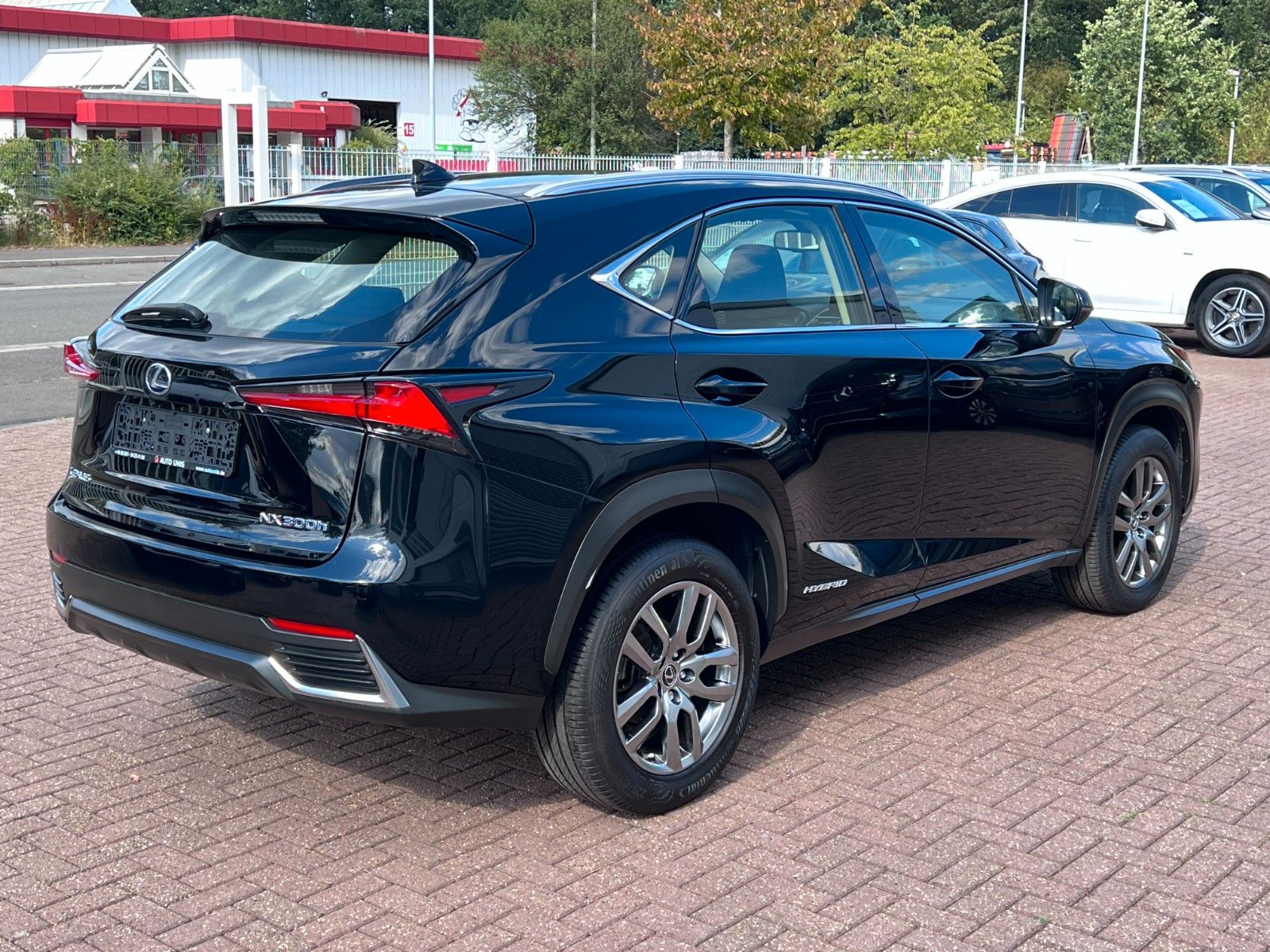 pirkite Lietuvoje Lexus NX 300h Hybrid Kamera Automatik | nuotrauka №6 | Unis.lt