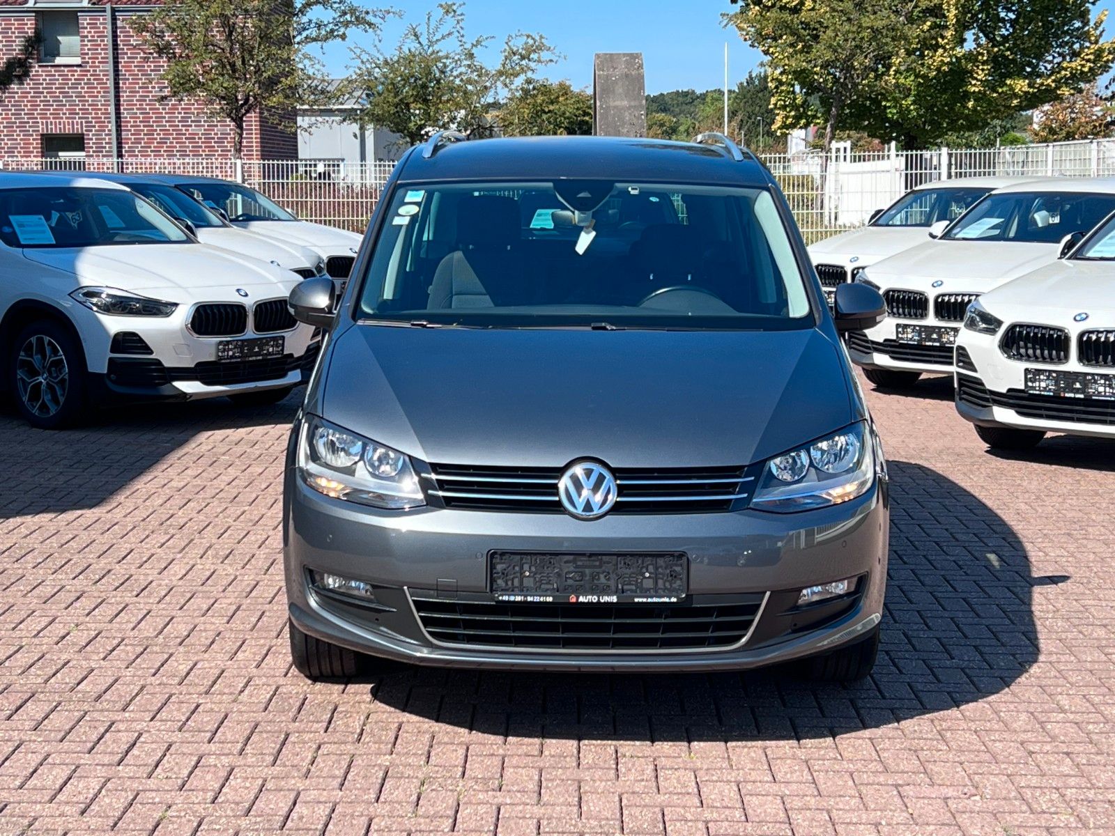 Купить Volkswagen Sharan 2.0 TDi Comfortline Navi Cam 1.Hand в Литве | фото №2 | Unis.lt