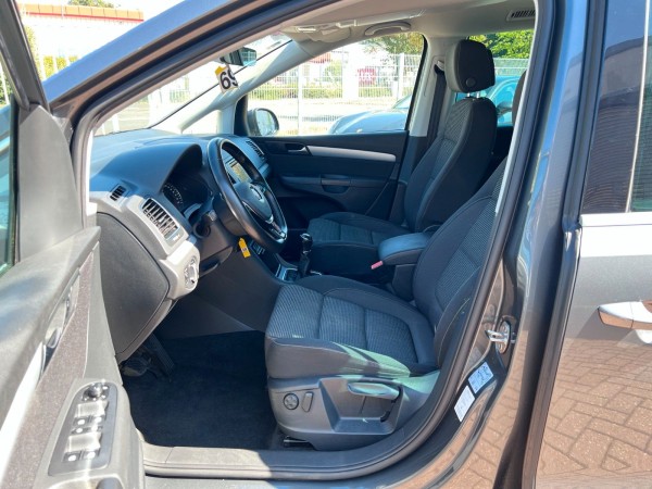 Купить Volkswagen Sharan 2.0 TDi Comfortline Navi Cam 1.Hand в Литве | фото №22 | Unis.lt