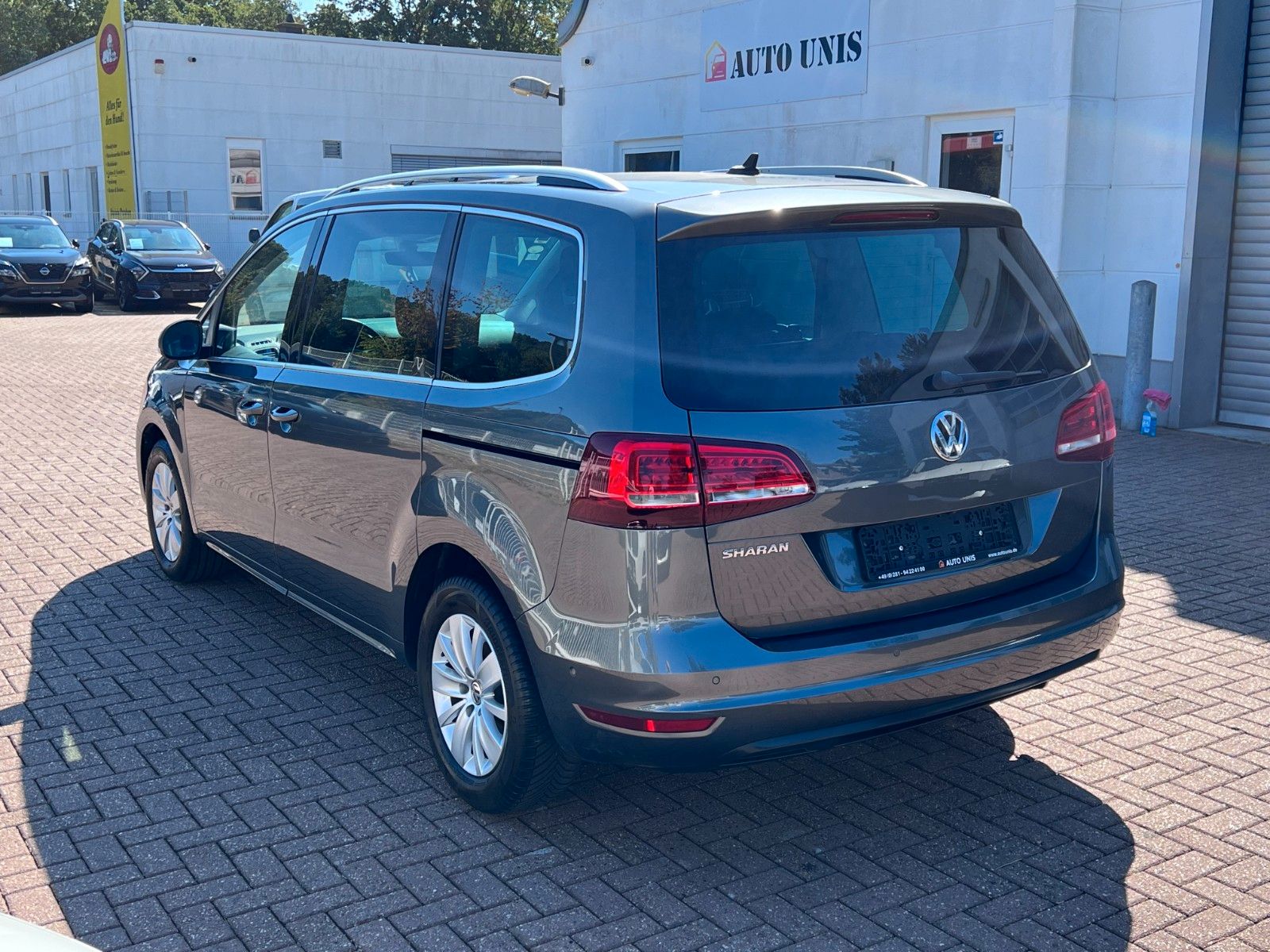 Купить Volkswagen Sharan 2.0 TDi Comfortline Navi Cam 1.Hand в Литве | фото №4 | Unis.lt