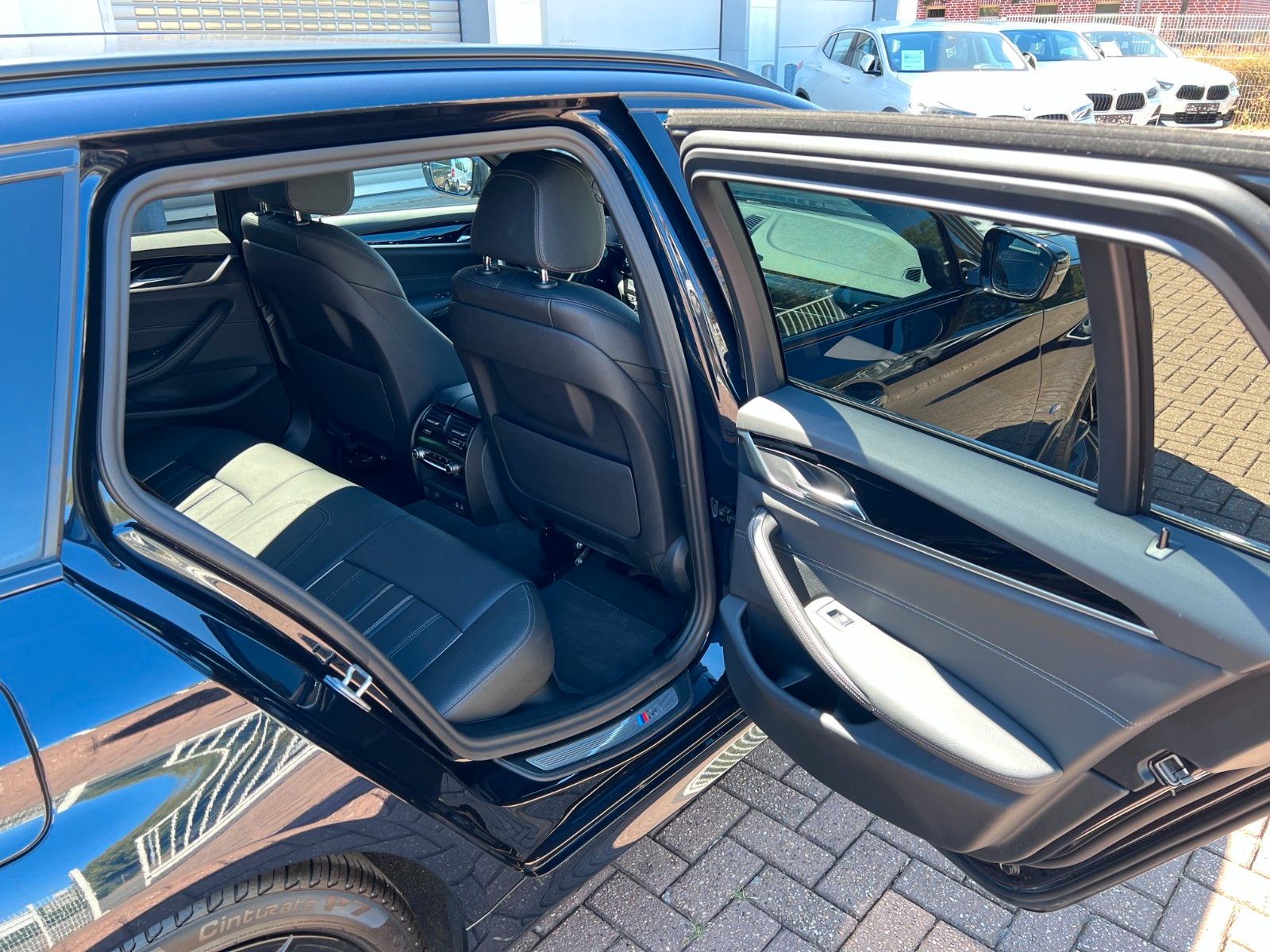 pirkite Lietuvoje BMW 530 d Touring xDrive M Sport Shadow Line | nuotrauka №29 | Unis.lt