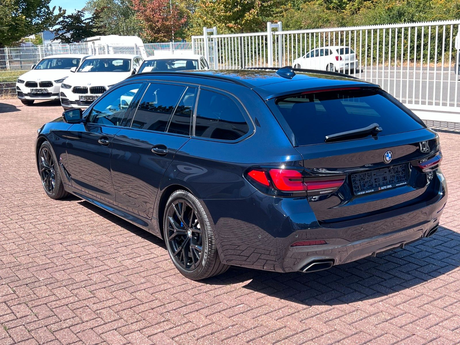 pirkite Lietuvoje BMW 530 d Touring xDrive M Sport Shadow Line | nuotrauka №4 | Unis.lt