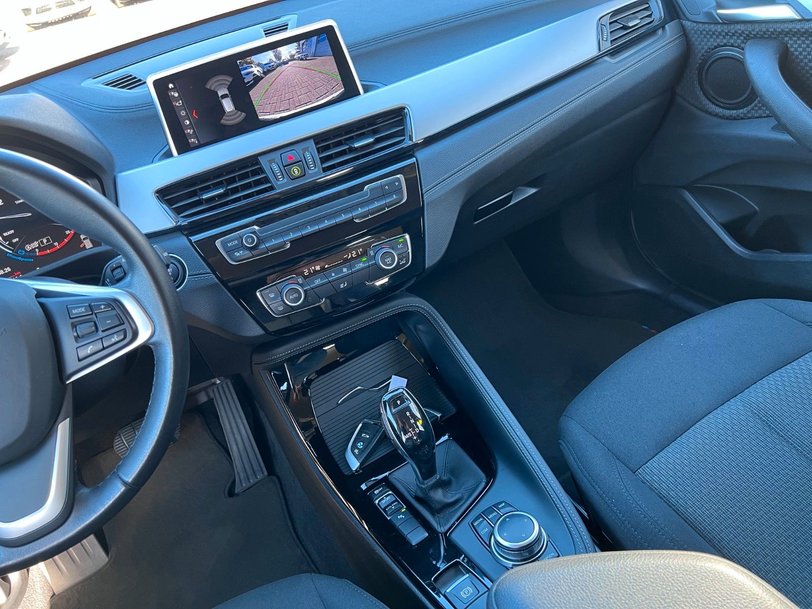 pirkite Lietuvoje BMW X2 sDrive18 Benzin Aut Navi Cam LED 1.Hand | nuotrauka №15 | Unis.lt