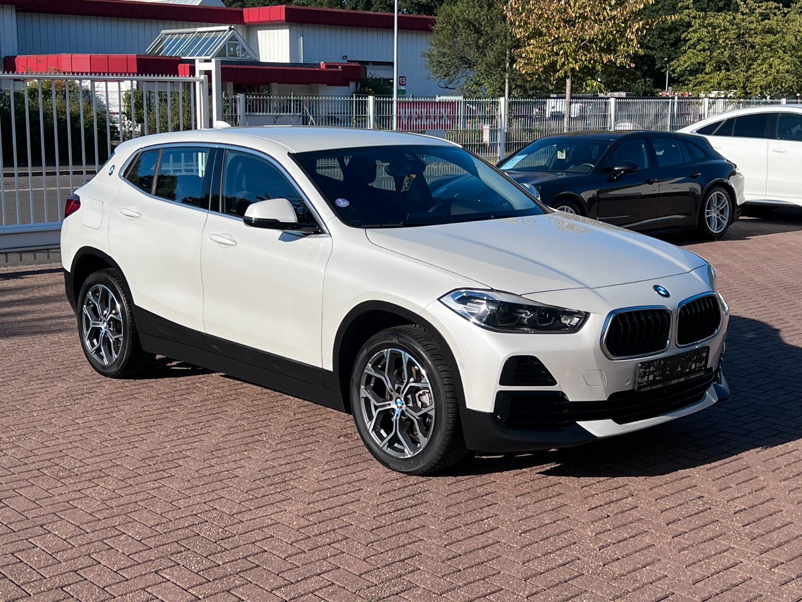 pirkite Lietuvoje BMW X2 sDrive18 Benzin Aut Navi Cam LED 1.Hand | nuotrauka №3 | Unis.lt