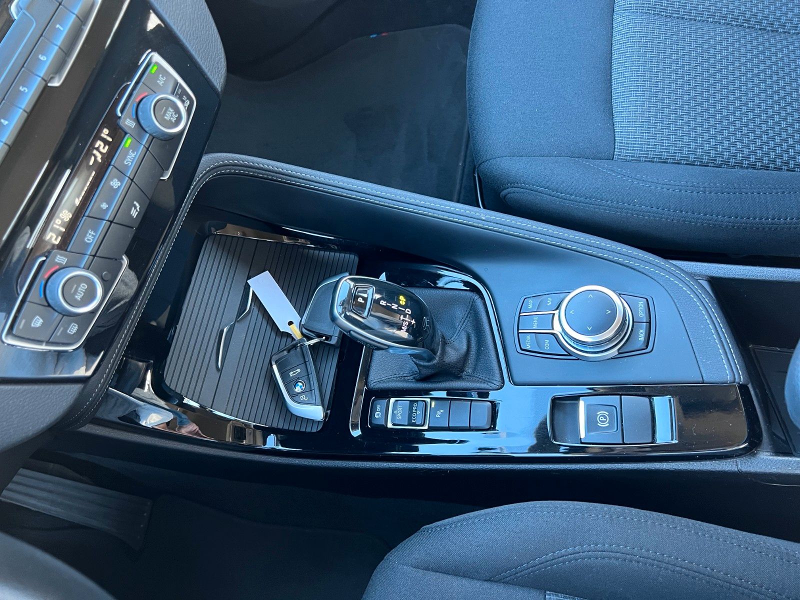 pirkite Lietuvoje BMW X2 sDrive18 Benzin Aut Navi Cam LED 1.Hand | nuotrauka №22 | Unis.lt