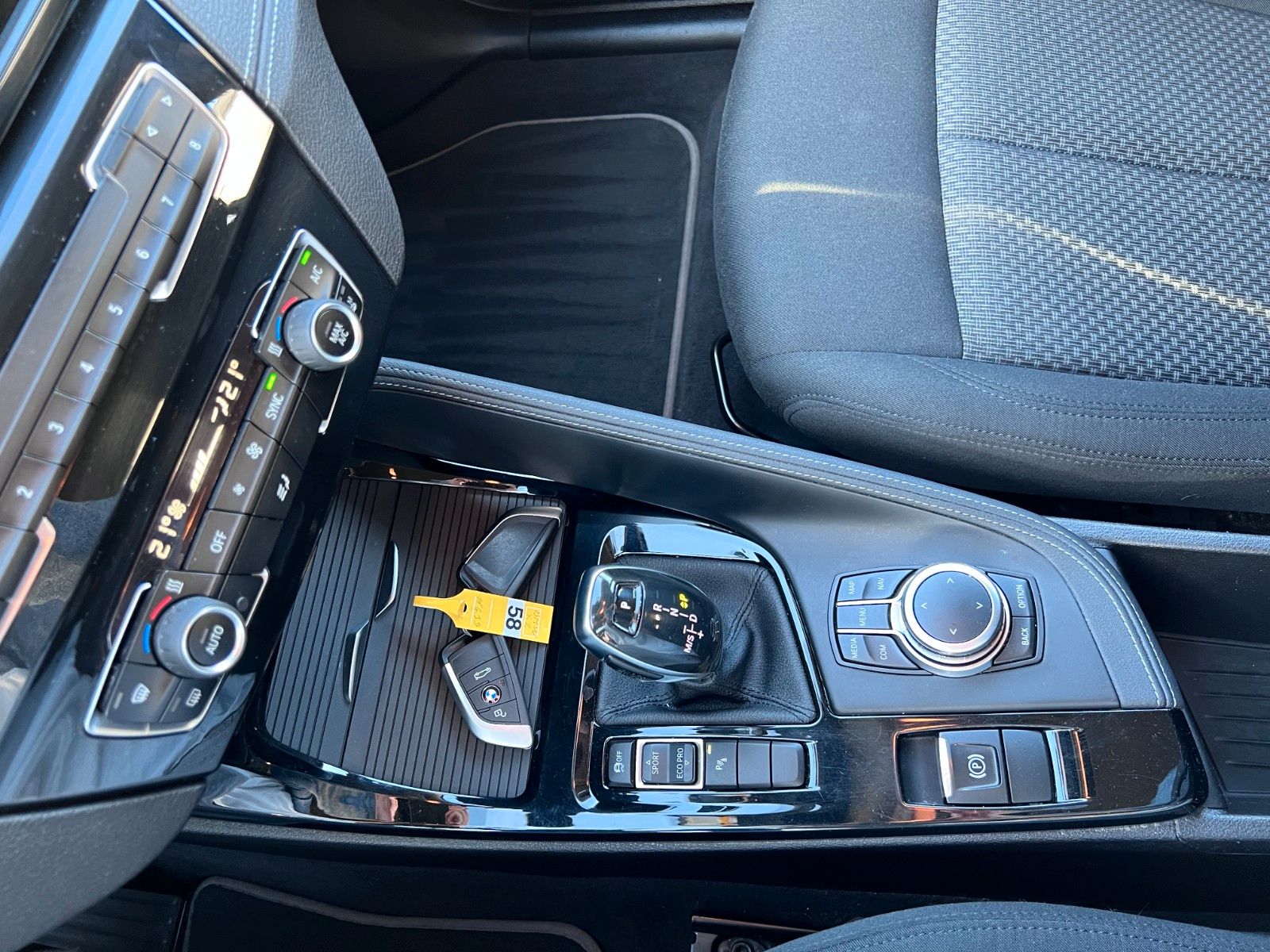 pirkite Lietuvoje BMW X2 sDrive18i Advantage Navi LED Cam 1.Hand | nuotrauka №16 | Unis.lt