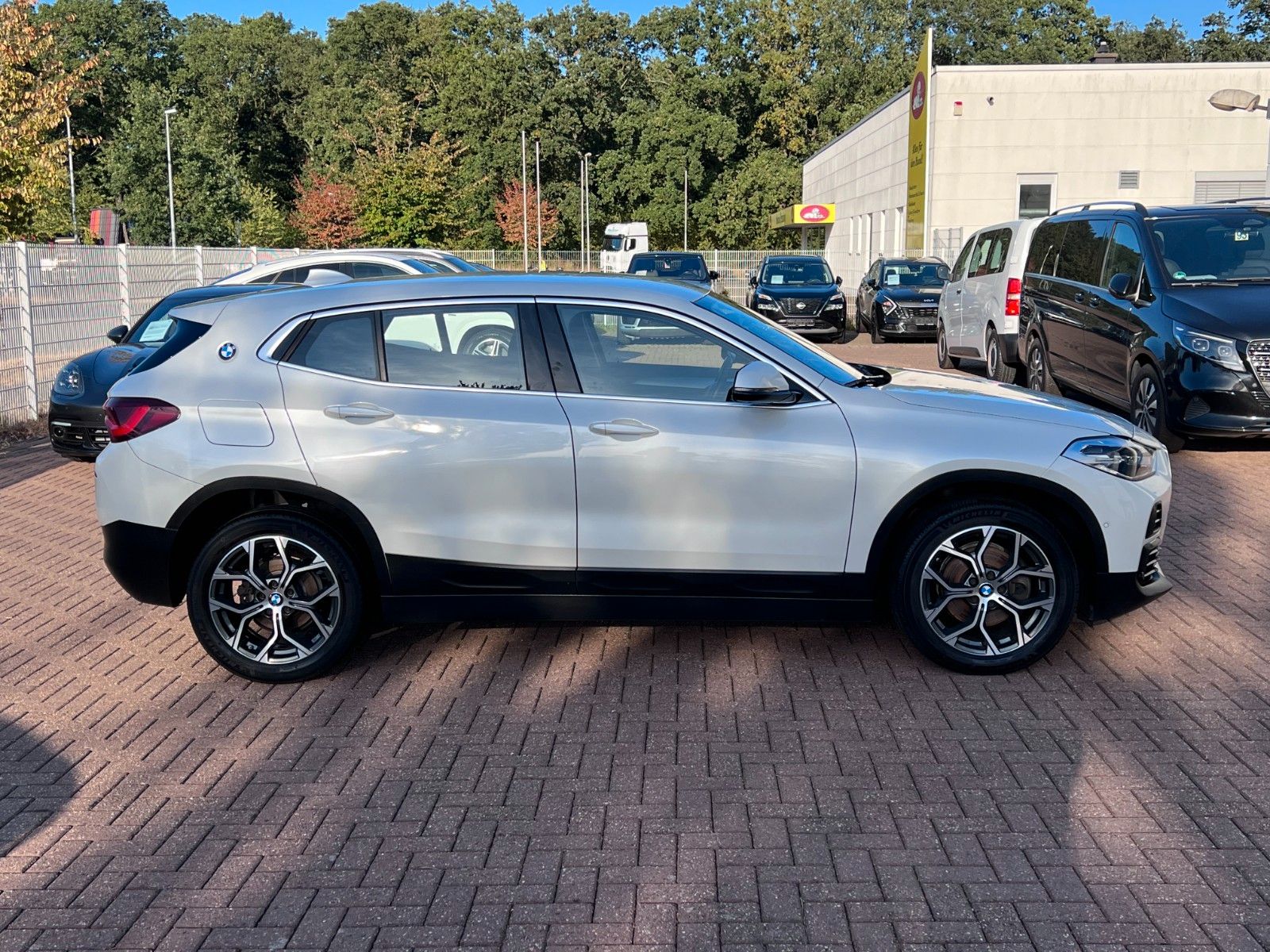 pirkite Lietuvoje BMW X2 sDrive18i Advantage Navi LED Cam 1.Hand | nuotrauka №7 | Unis.lt