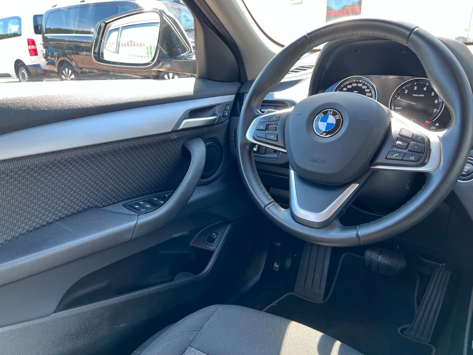 pirkite Lietuvoje BMW X2 sDrive18i Navi LED Cam 1.Hand | nuotrauka №16 | Unis.lt