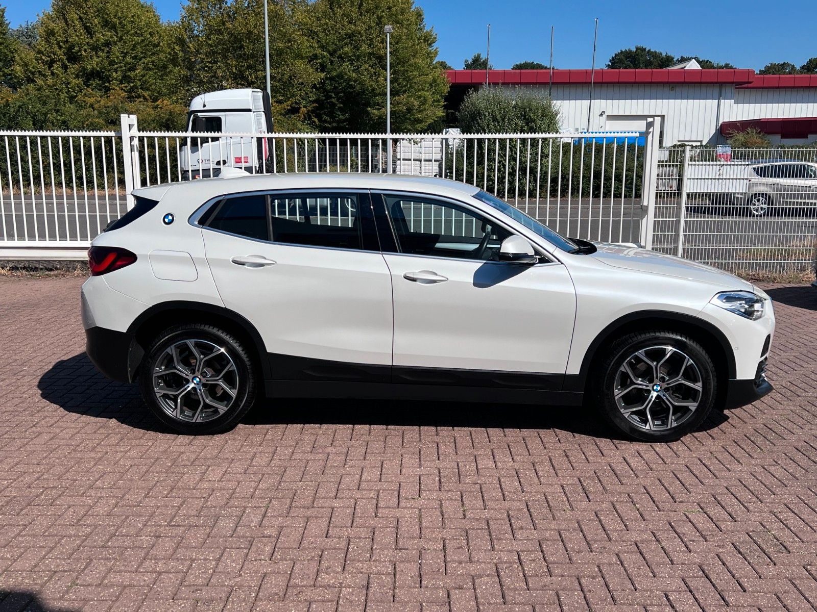 pirkite Lietuvoje BMW X2 sDrive18i Navi LED Cam 1.Hand | nuotrauka №7 | Unis.lt