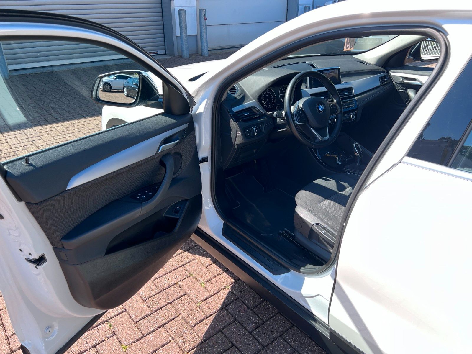 pirkite Lietuvoje BMW X2 sDrive18i Navi LED Cam 1.Hand | nuotrauka №9 | Unis.lt