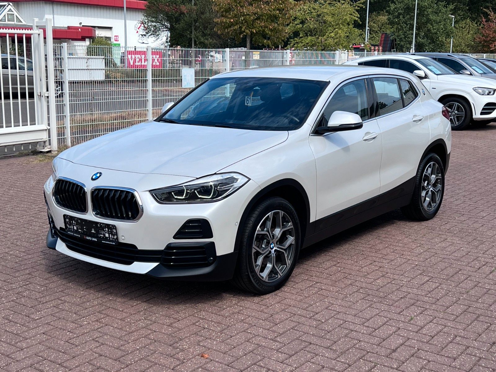 pirkite Lietuvoje BMW X2 sDrive18i Automatik Navi LED Cam 1.Hand | nuotrauka №1 | Unis.lt