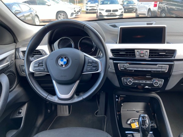 pirkite Lietuvoje BMW X2 sDrive18i Automatik Navi LED Cam 1.Hand | nuotrauka №13 | Unis.lt