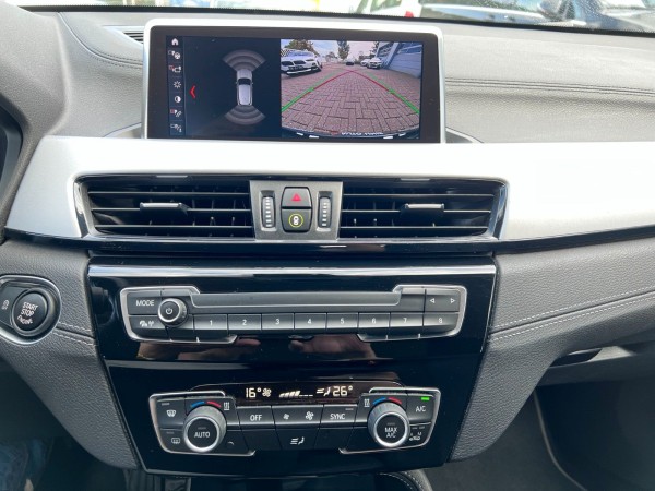 pirkite Lietuvoje BMW X2 sDrive18i Automatik Navi LED Cam 1.Hand | nuotrauka №23 | Unis.lt
