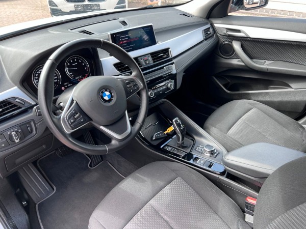 pirkite Lietuvoje BMW X2 sDrive18i Automatik Navi Cam LED 1.Hand | nuotrauka №11 | Unis.lt