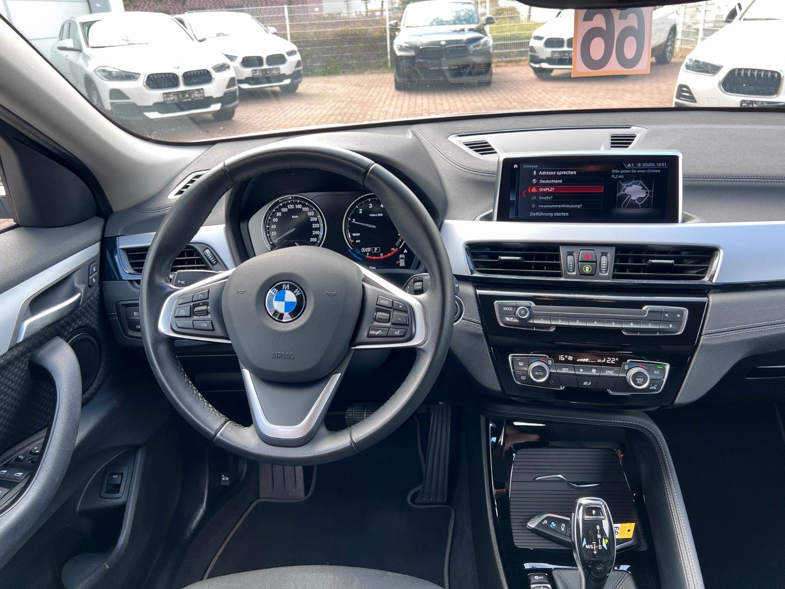 pirkite Lietuvoje BMW X2 sDrive18i Automatik Navi Cam LED 1.Hand | nuotrauka №13 | Unis.lt