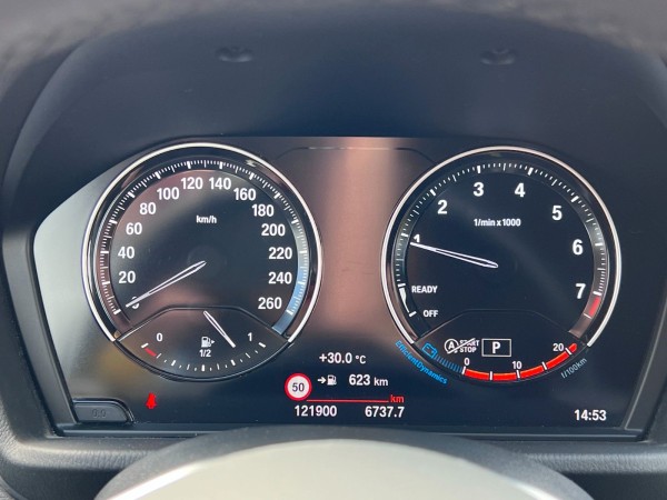 pirkite Lietuvoje BMW X2 sDrive18i Automatik Navi Cam LED 1.Hand | nuotrauka №17 | Unis.lt