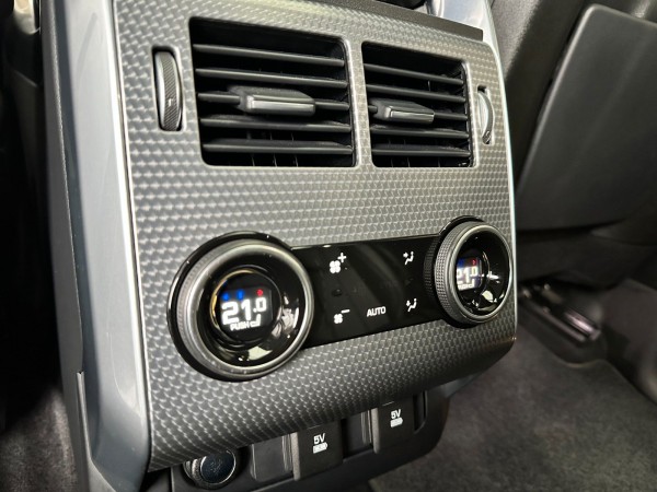 Buy Land Rover Range Rover Sport Plug-in*HSE*AWD*Panoramadach Lithuania | img №21 | Unis.lt