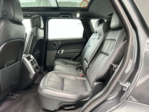 Buy Land Rover Range Rover Sport Plug-in*HSE*AWD*Panoramadach Lithuania | img №10 | Unis.lt