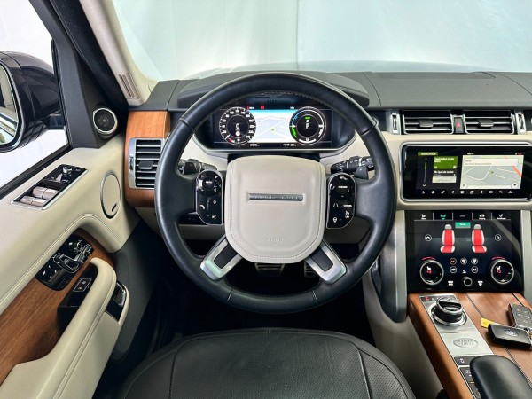 Buy Land Rover Range Rover Vogue Plug-in*AWD*FULL OPTIONS*1Hand Lithuania | img №13 | Unis.lt