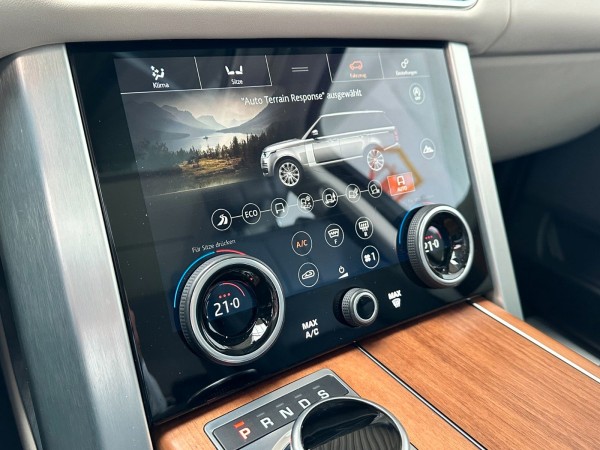 Buy Land Rover Range Rover Vogue Plug-in*AWD*FULL OPTIONS*1Hand Lithuania | img №18 | Unis.lt