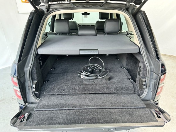 Buy Land Rover Range Rover Vogue Plug-in*AWD*FULL OPTIONS*1Hand Lithuania | img №29 | Unis.lt