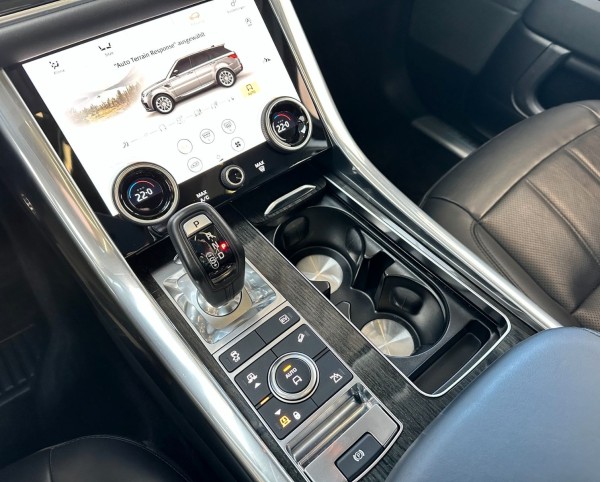 Buy Land Rover Range Rover Sport Plug-in*HSE*Scheckheft*1.Hand Lithuania | img №18 | Unis.lt