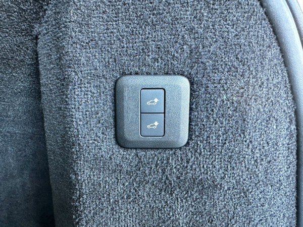 Buy Land Rover Range Rover Sport Plug-in*HSE*Scheckheft*1.Hand Lithuania | img №24 | Unis.lt