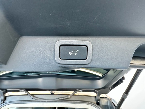 Buy Land Rover Range Rover Sport Plug-in*HSE*Scheckheft*1.Hand Lithuania | img №25 | Unis.lt