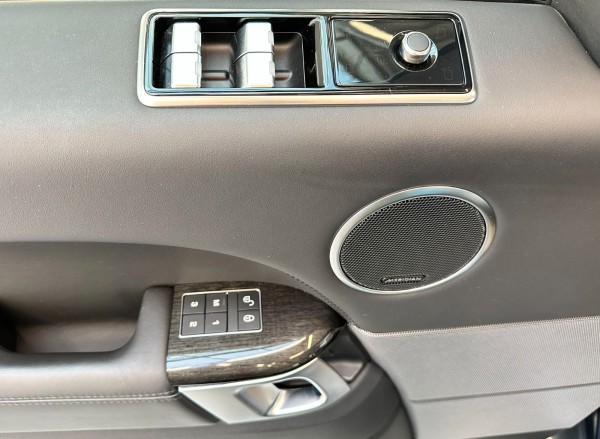 Buy Land Rover Range Rover Sport Plug-in*HSE*Scheckheft*1.Hand Lithuania | img №8 | Unis.lt