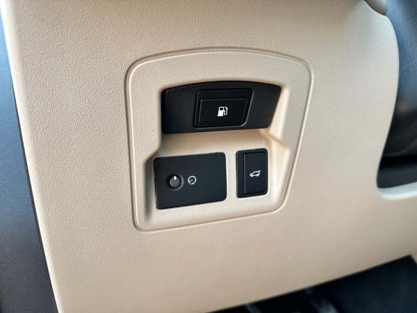 pirkite Lietuvoje Land Rover Range Rover Velar P400e AWD Plug-in Led Cam | nuotrauka №10 | Unis.lt