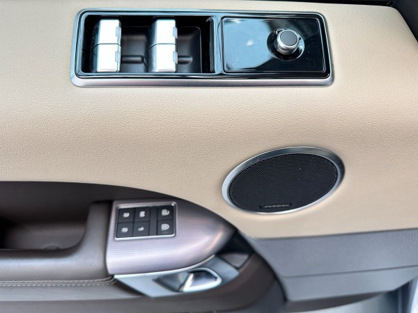 Buy Land Rover Range Rover Sport Plug-in*HSE*AWD*Scheckheft Lithuania | img №7 | Unis.lt