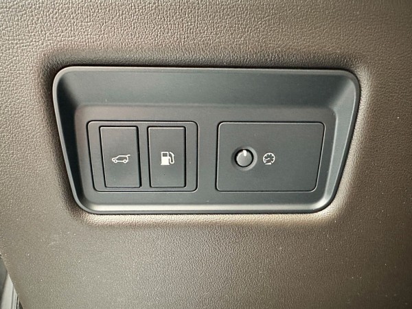 Buy Land Rover Range Rover Sport Plug-in*HSE*AWD*Scheckheft Lithuania | img №8 | Unis.lt