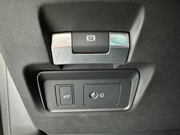 Buy Land Rover Discovery Sport AWD*Head Up*Leder*Scheckheft Lithuania | img №8 | Unis.lt