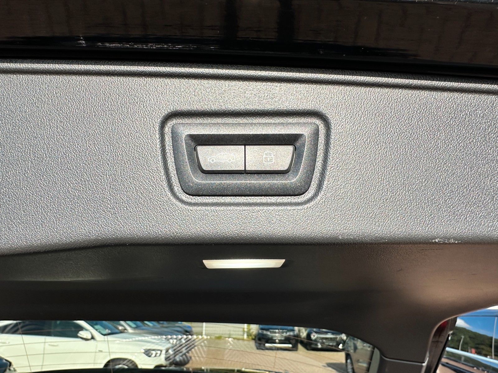 Купить BMW 540 d Touring xDrive M Sport PRO Hud Cam Shadow в Литве | фото №31 | Unis.lt