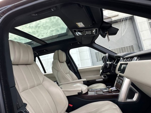 Купить Land Rover Range Rover Autobiography в Литве | фото №22 | Unis.lt