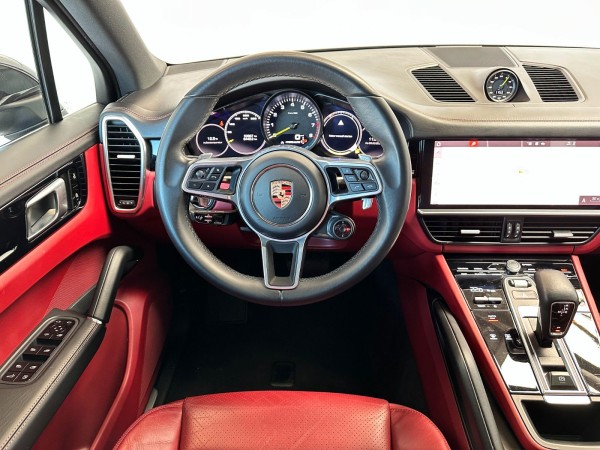 Buy Porsche Cayenne E-power*Rotes Leder*Scheckheft*1.Hand Lithuania | img №14 | Unis.lt