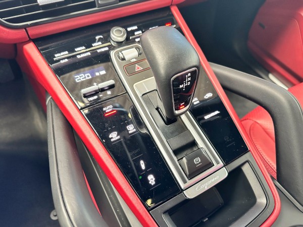 Buy Porsche Cayenne E-power*Rotes Leder*Scheckheft*1.Hand Lithuania | img №16 | Unis.lt