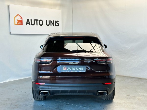 Buy Porsche Cayenne E-power*Rotes Leder*Scheckheft*1.Hand Lithuania | img №5 | Unis.lt