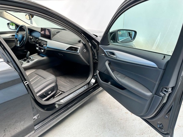 Buy BMW 520D Touring | 2.0 Diesel | Automatik Lithuania | img №22 | Unis.lt