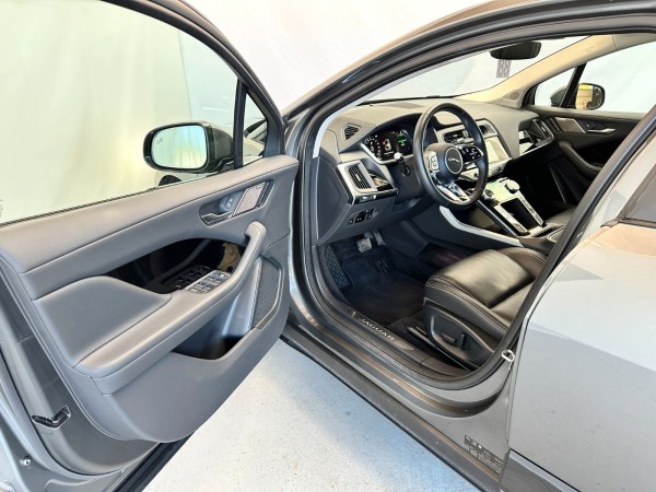 pirkite Lietuvoje  I-Pace AWD*Leder*Panoramadach*Scheckheft*1.Hand | nuotrauka №13 | Unis.lt