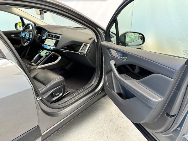 pirkite Lietuvoje  I-Pace AWD*Leder*Panoramadach*Scheckheft*1.Hand | nuotrauka №15 | Unis.lt