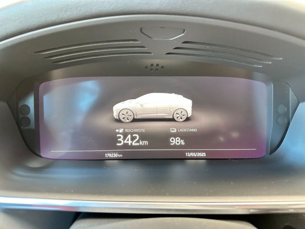 pirkite Lietuvoje  I-Pace AWD*Leder*Panoramadach*Scheckheft*1.Hand | nuotrauka №19 | Unis.lt