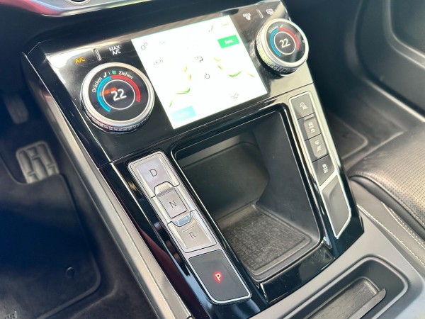 pirkite Lietuvoje  I-Pace AWD*Leder*Panoramadach*Scheckheft*1.Hand | nuotrauka №21 | Unis.lt