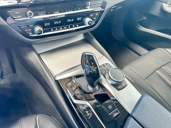 pirkite Lietuvoje BMW 620d  Gran Turismo*Led*Kamera*Leder*Scheckheft | nuotrauka №15 | Unis.lt